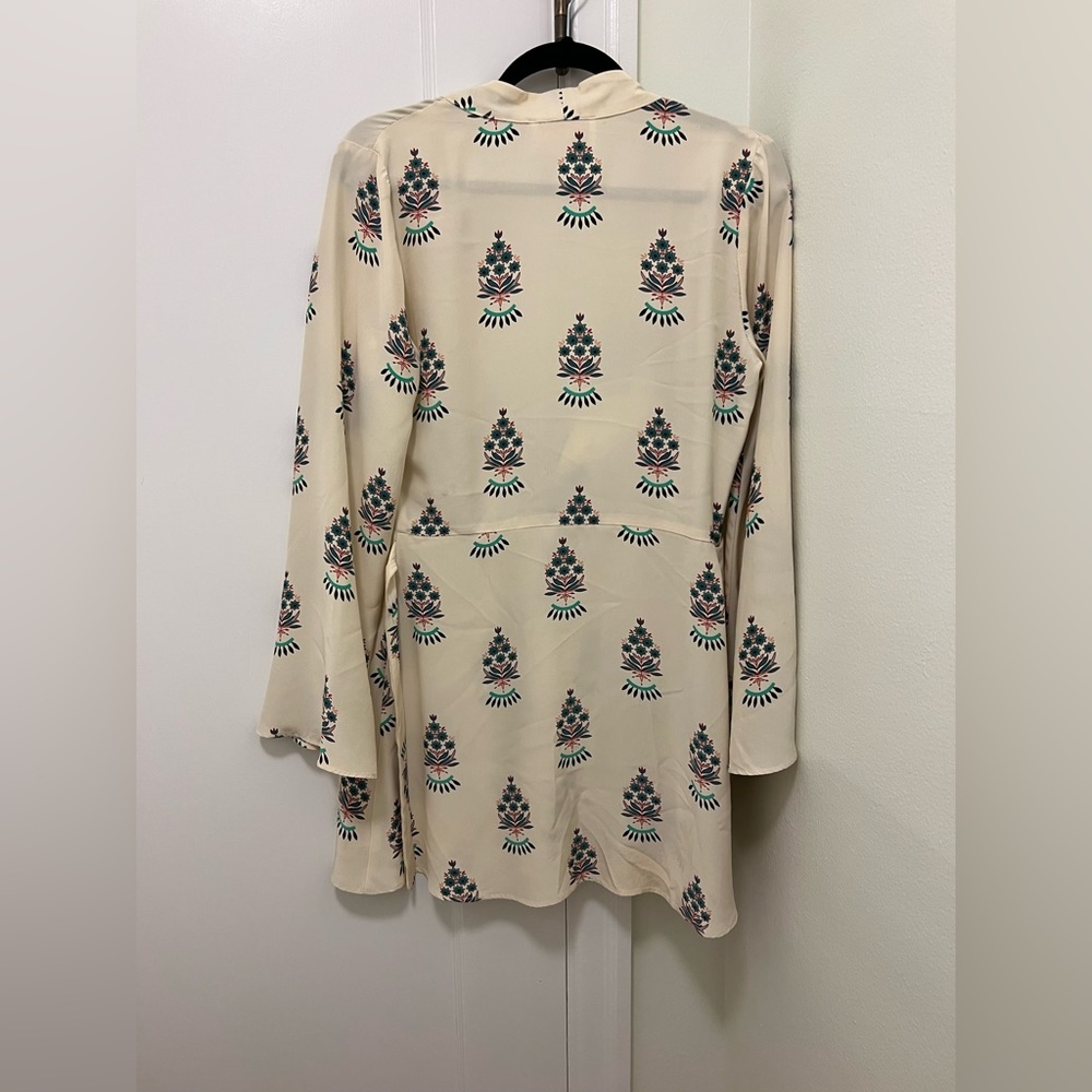 Relaxed Mini Robe Dress - Picture 3 of 4